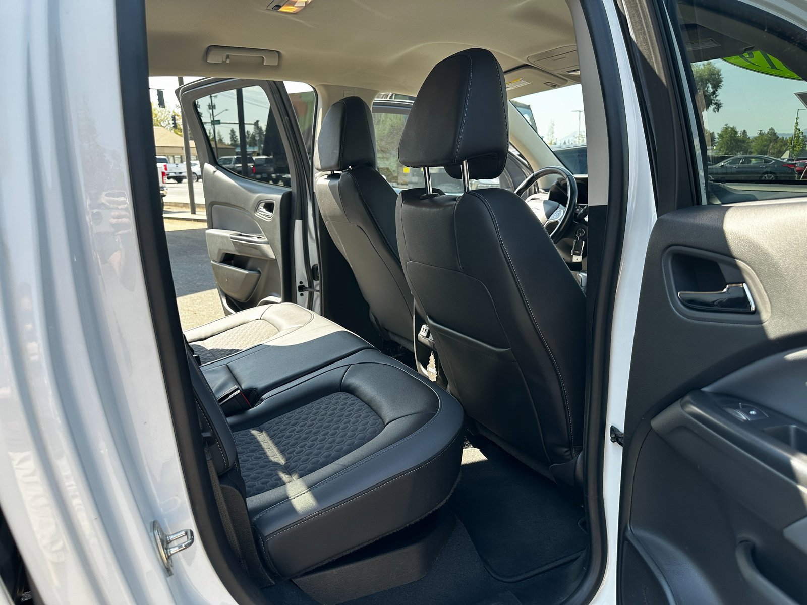 Used 2019 Chevrolet Colorado Z71 image 15