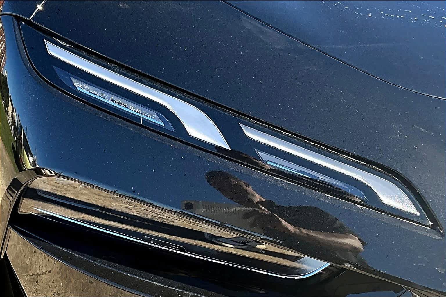 Used 2025 BMW i7 xDrive60 w/ Premium Package image 21