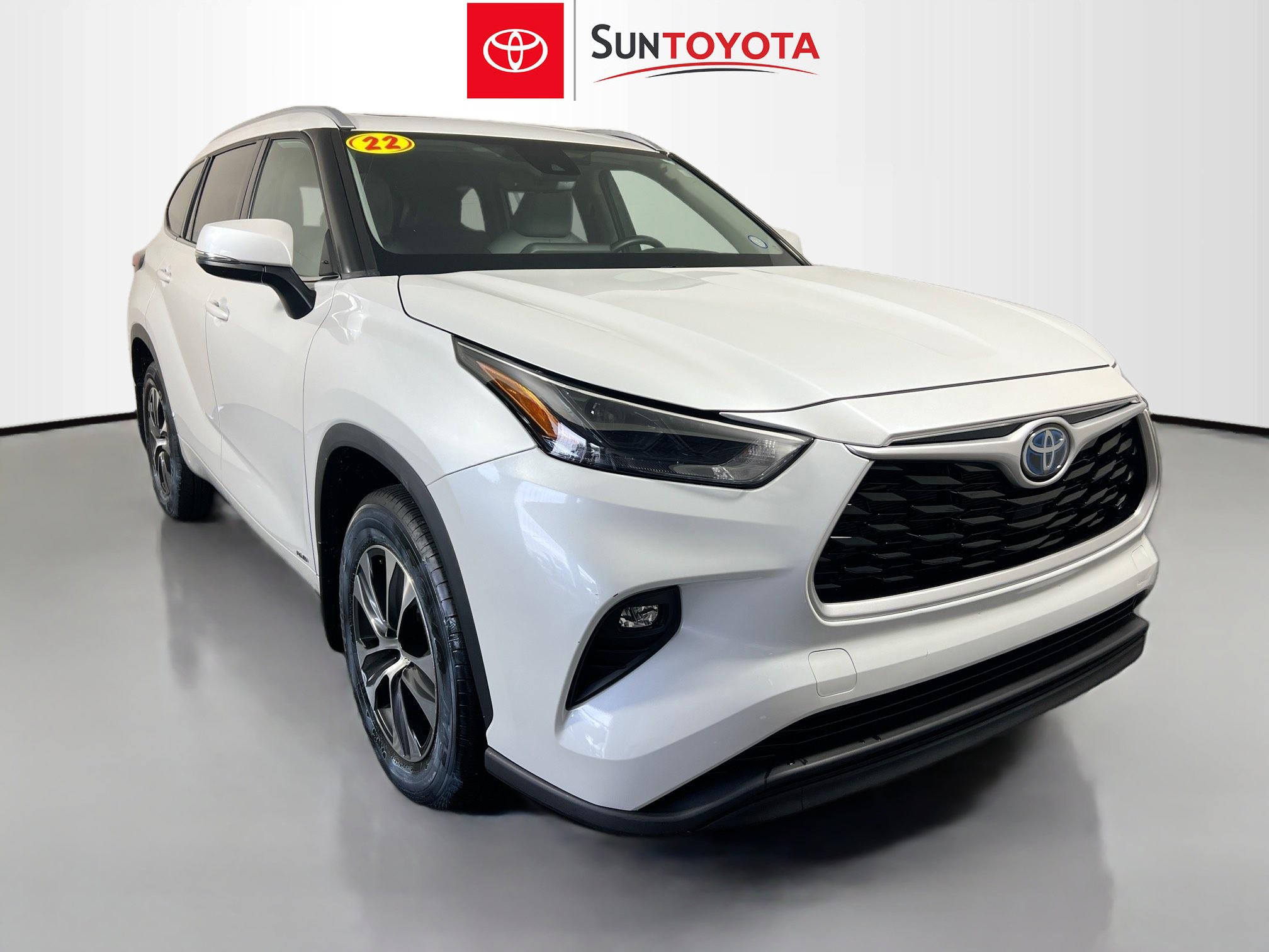 Used 2022 Toyota Highlander XLE
