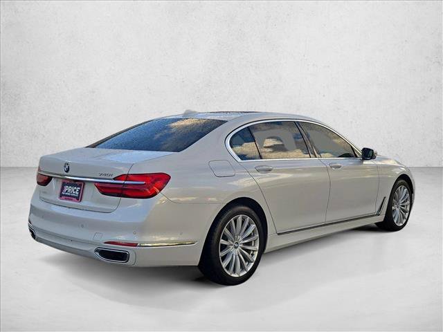 Used 2017 BMW 740i RWD image 5