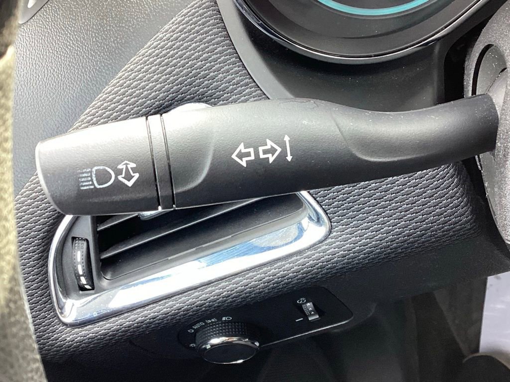 Used 2017 Chevrolet Cruze LT w/ Convenience Package image 24