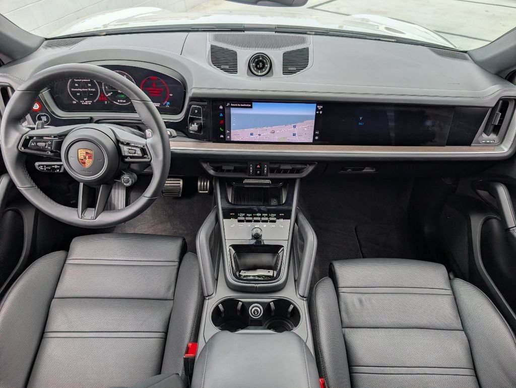 Certified 2026 Porsche Cayenne S AWD/4WD image 6