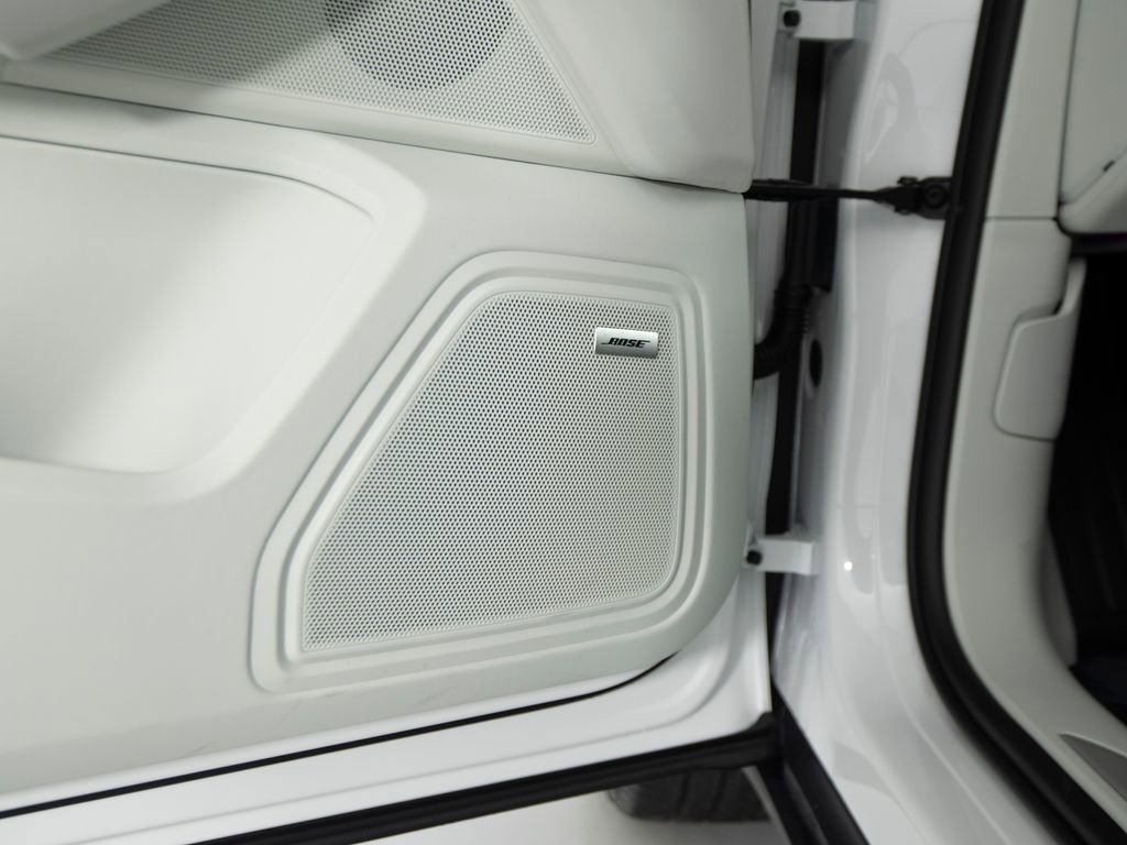 New 2026 Porsche Macan S image 22