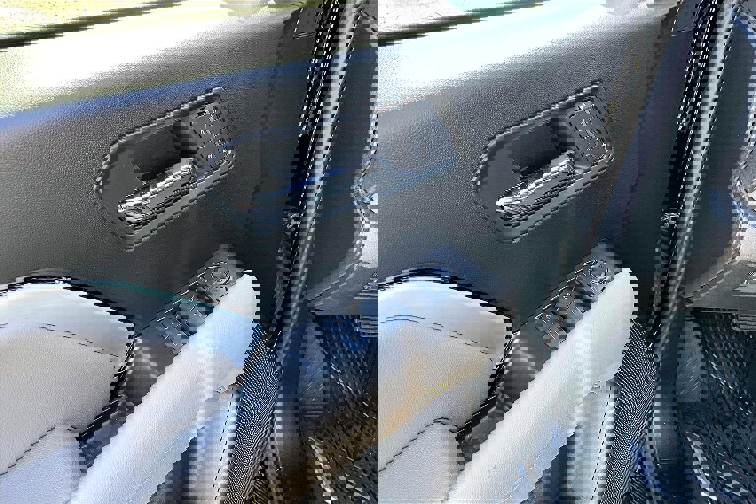 Certified 2026 Chevrolet Colorado ZR2 w/ Technology Package image 20