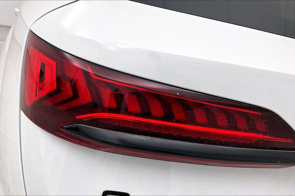 Used 2020 Audi Q7 2.0T Premium image 38