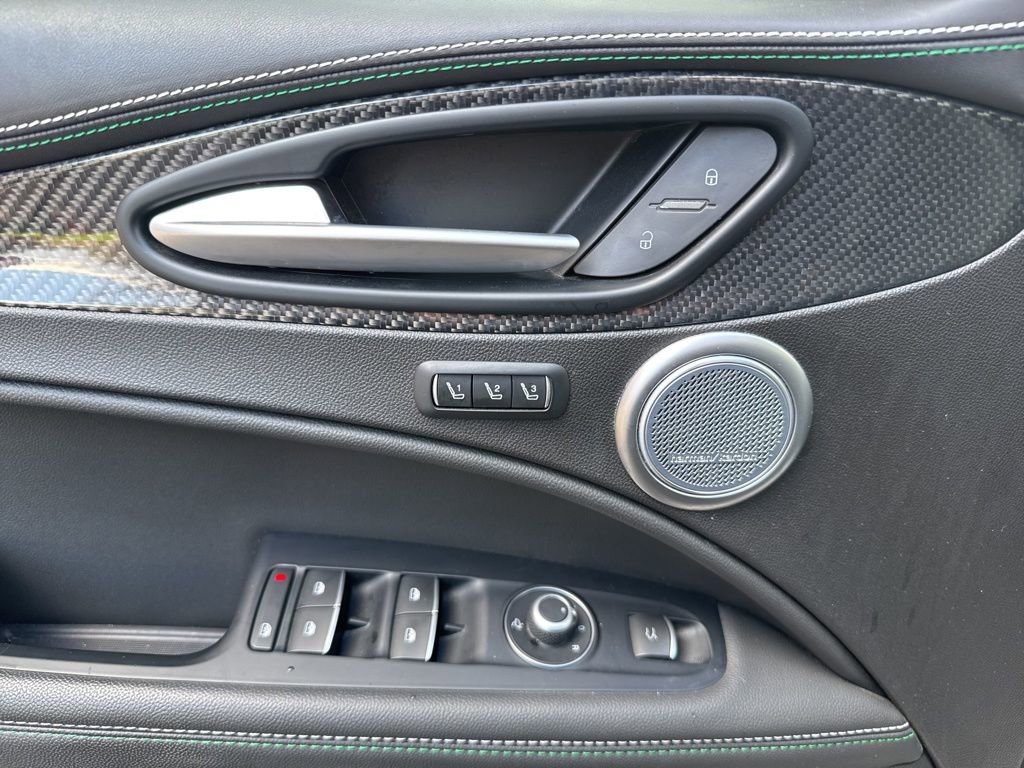 Used 2019 Alfa Romeo Stelvio Quadrifoglio w/ Driver Assist Dynamic Package image 30