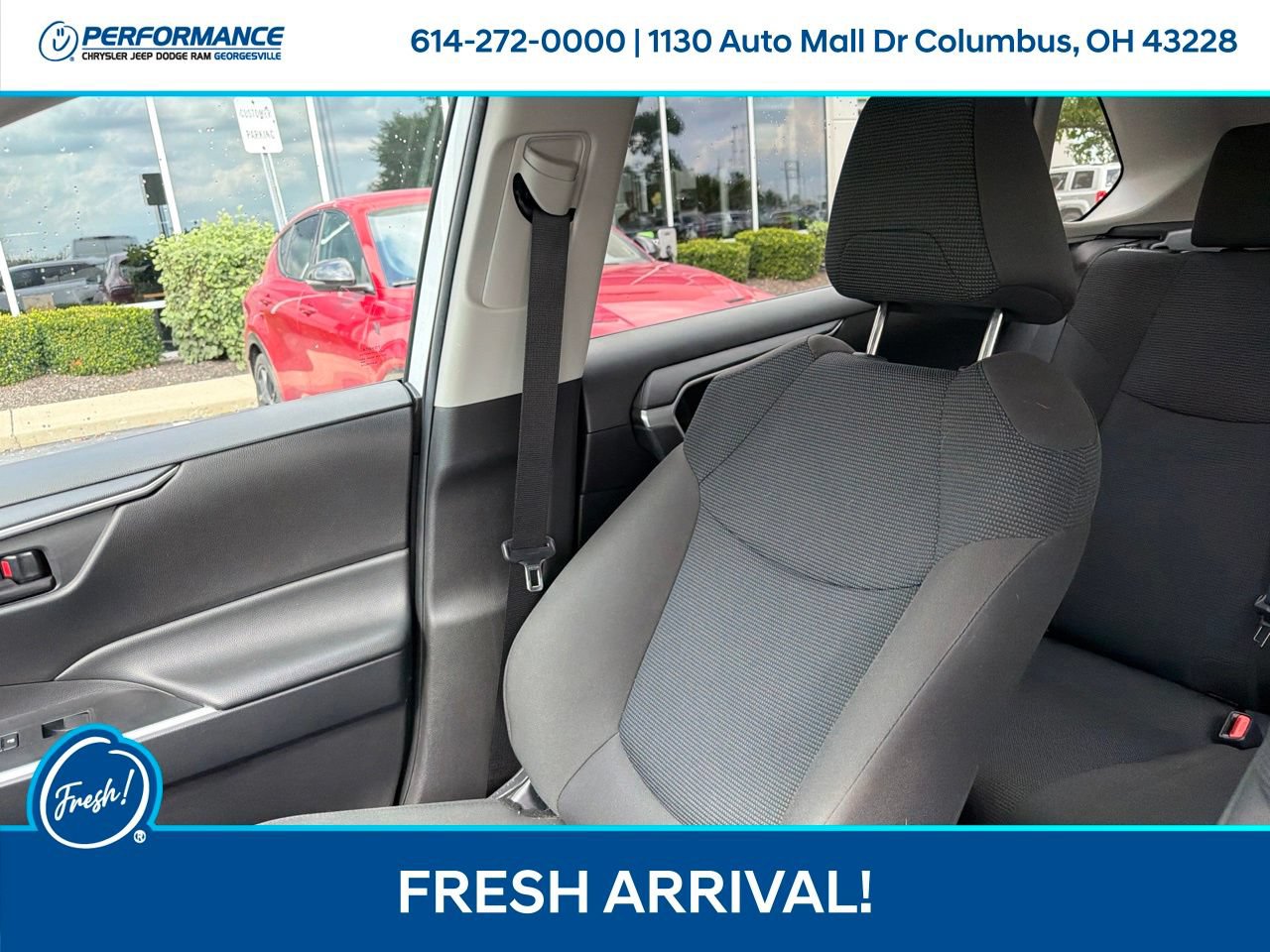 Used 2025 Toyota RAV4 LE AWD/4WD image 16