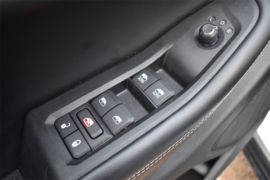 Used 2023 Jeep Grand Cherokee L Limited image 26