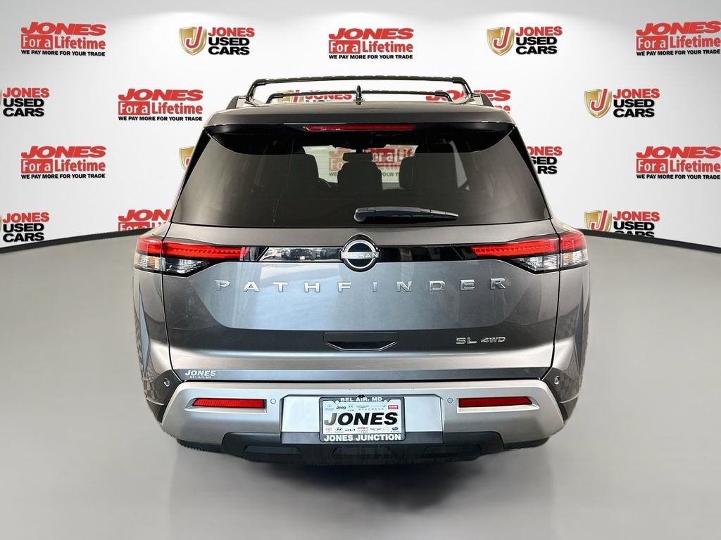 Used 2022 Nissan Pathfinder SL AWD/4WD image 15