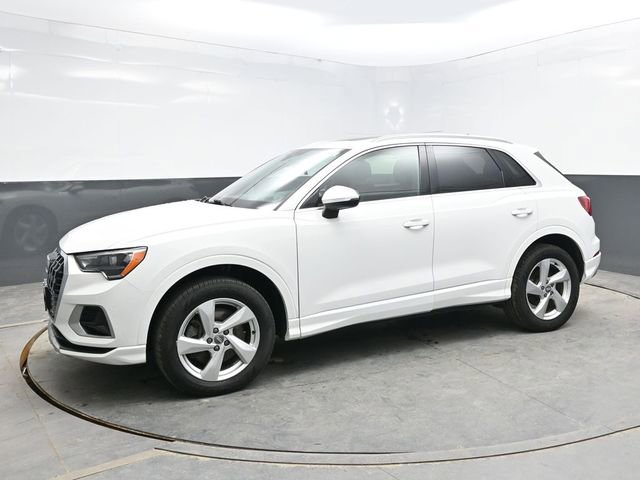 Used 2020 Audi Q3 2.0T Premium image 3