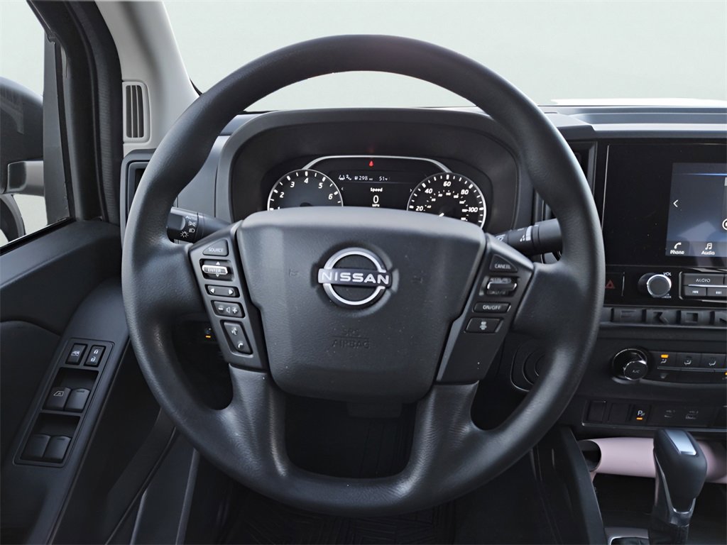 Used 2025 Nissan Frontier S image 37