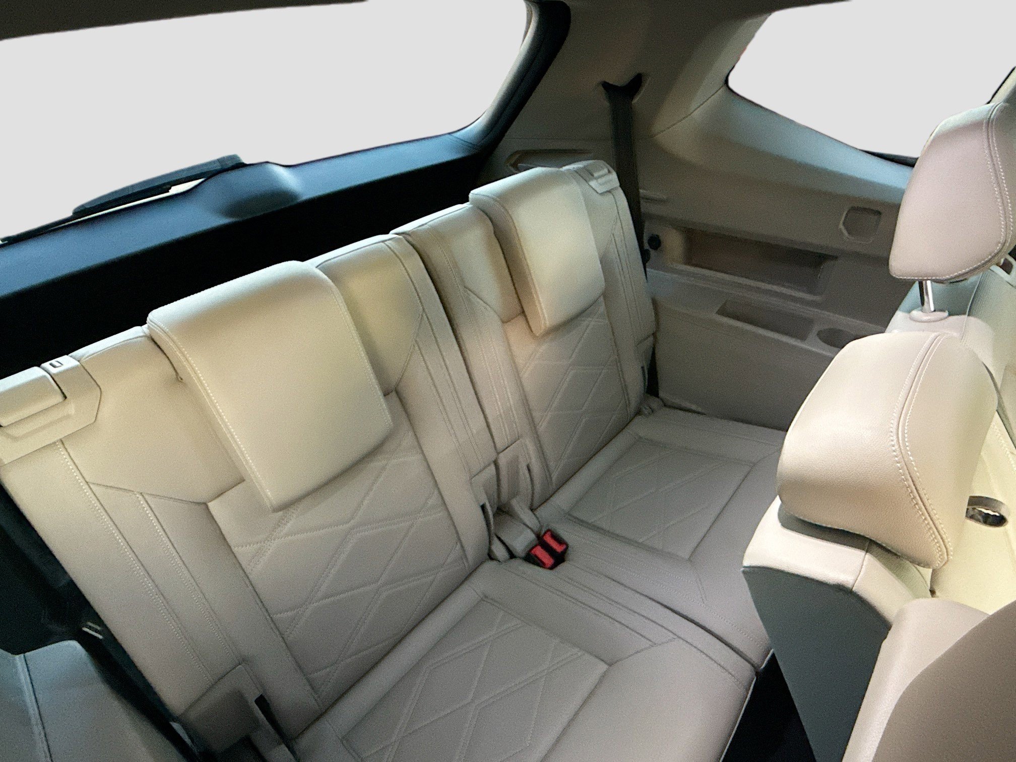 Used 2024 Volkswagen Atlas SE image 28