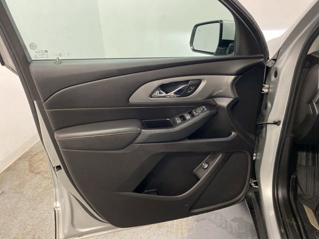 Used 2018 Chevrolet Traverse LT w/ LPO, Floor Liner Package AWD/4WD image 20