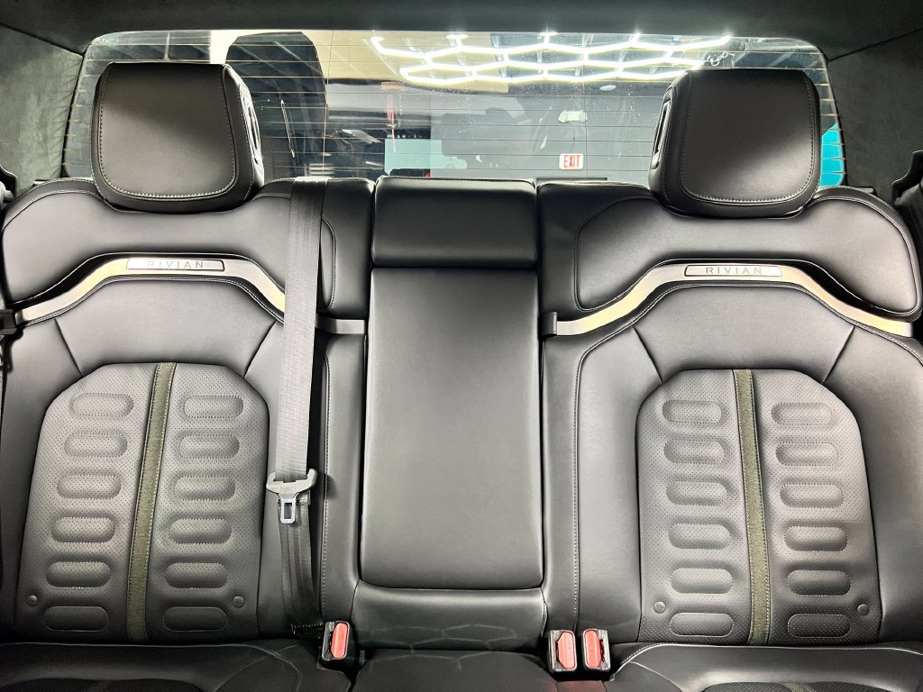 Used 2022 Rivian R1T Adventure AWD/4WD image 28