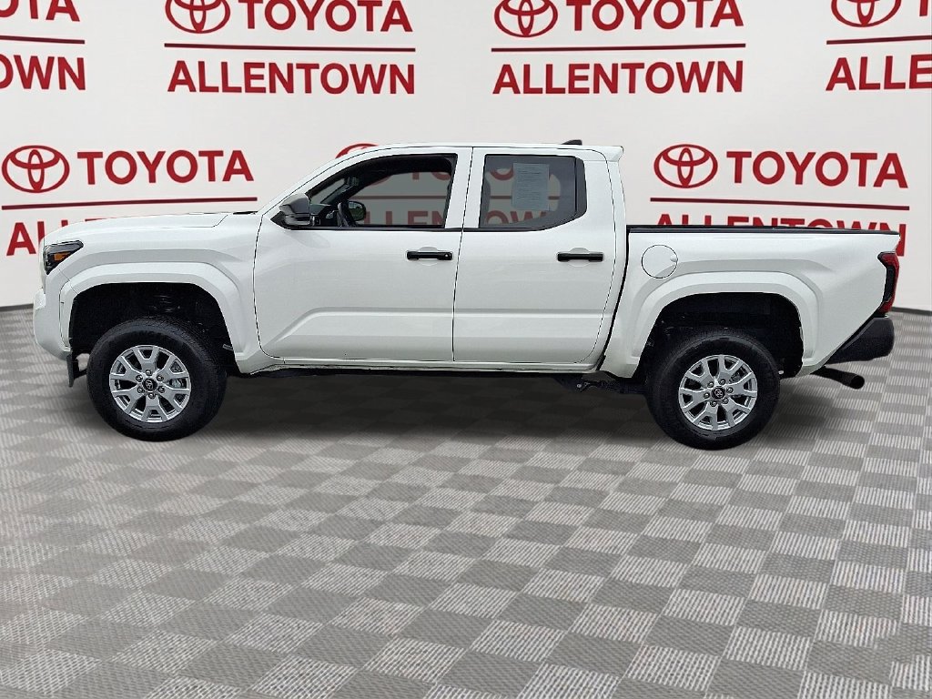 Used 2026 Toyota Tacoma SR w/ SR Upgrade Package RWD image 4