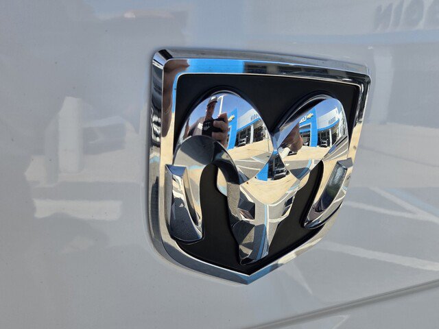 Used 2024 RAM 1500 Classic SLT AWD/4WD image 29