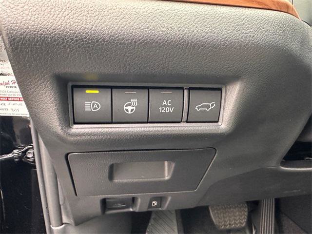 Certified 2025 Toyota Grand Highlander AWD Hybrid image 19