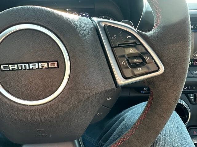 Used 2019 Chevrolet Camaro ZL1 RWD image 19