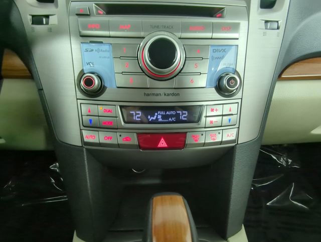 Used 2014 Subaru Outback 3.6R Limited image 23