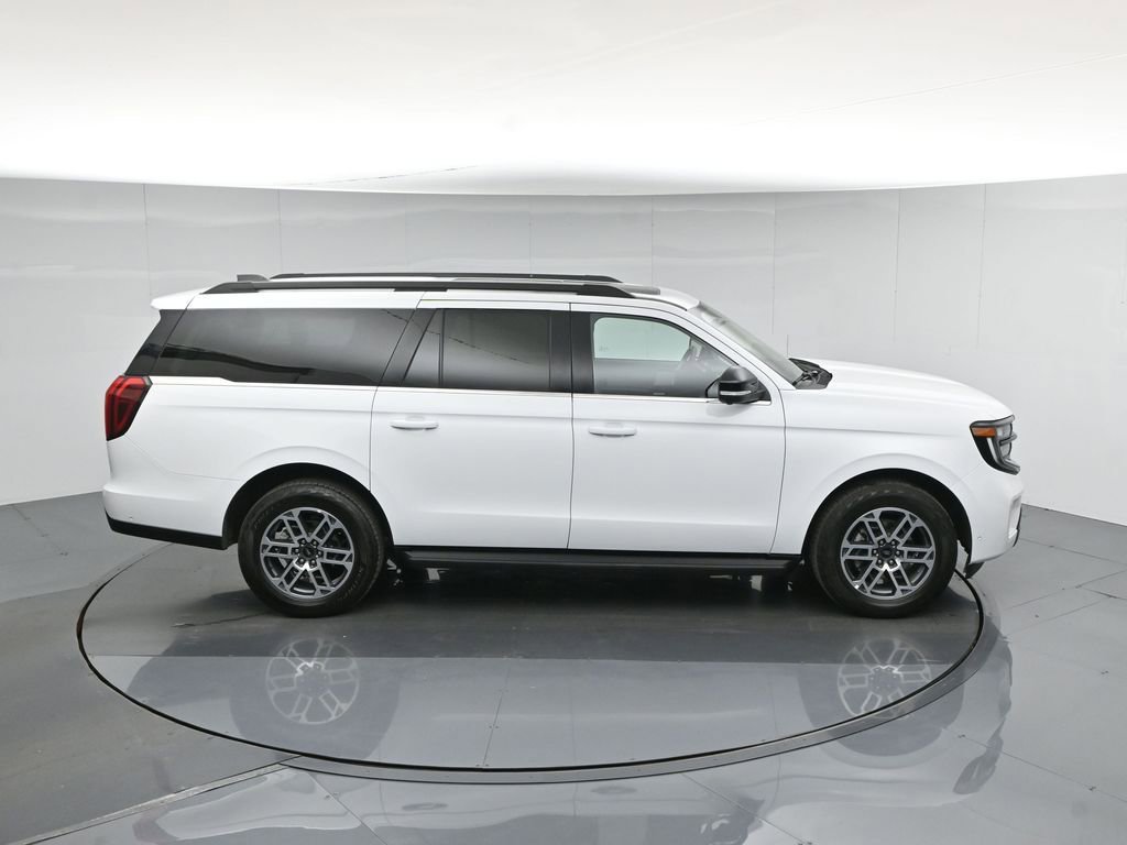 Used 2025 Ford Expedition Max Active AWD/4WD image 45