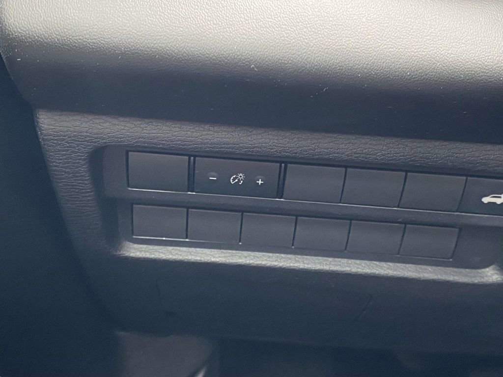 Used 2023 Mitsubishi Outlander SE image 33