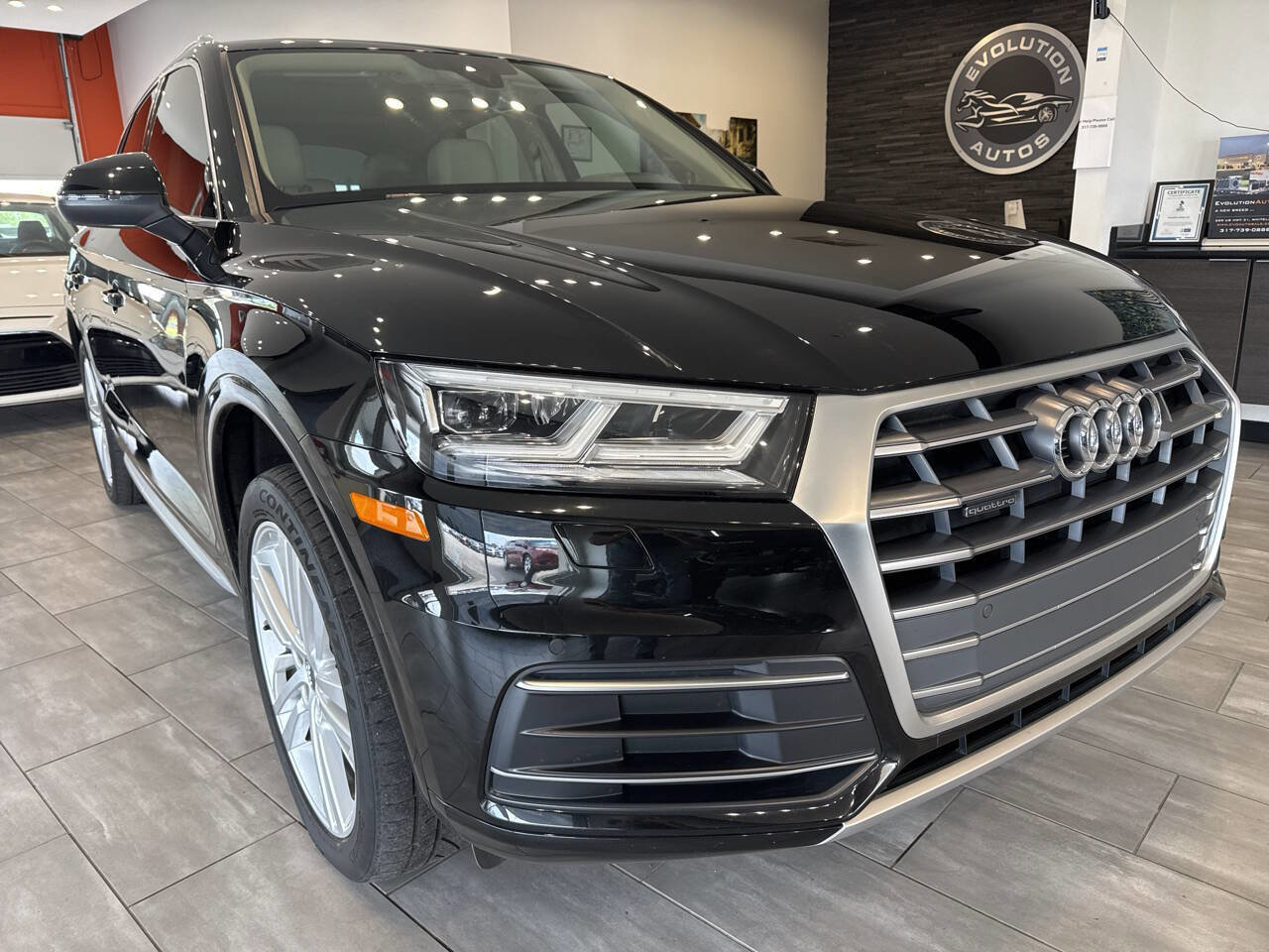 Used 2018 Audi Q5 2.0T Premium Plus w/ Premium Plus Package image 1
