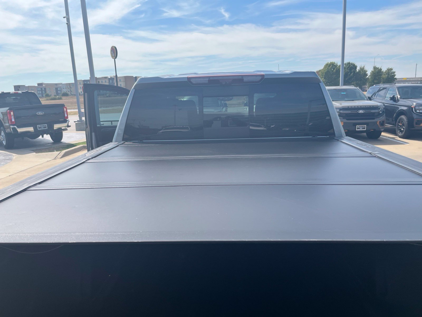 Used 2023 GMC Sierra 1500 AT4 w/ AT4 Premium Package AWD/4WD image 6