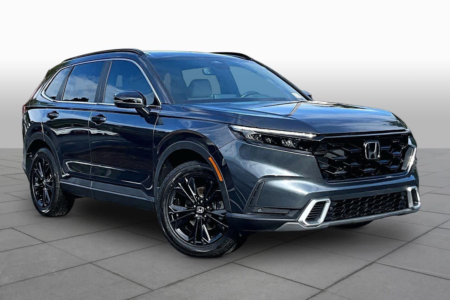 Used 2024 Honda CR-V Sport Touring image 3