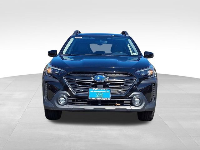Used 2023 Subaru Outback Onyx Edition image 2