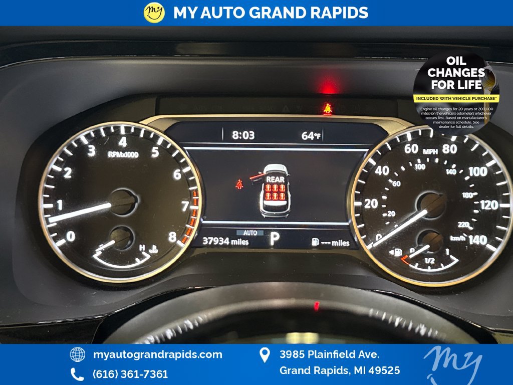Used 2025 Nissan Pathfinder SL AWD/4WD image 17