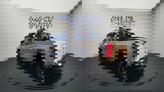 Used 2023 Chevrolet Colorado ZR2 w/ ZR2 Convenience Package III image 5