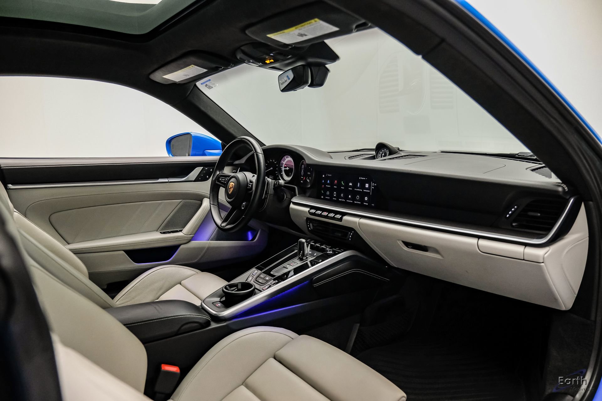 Used 2022 Porsche 911 Turbo S image 50