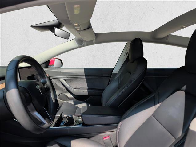 Used 2018 Tesla Model 3 Mid Range RWD image 12