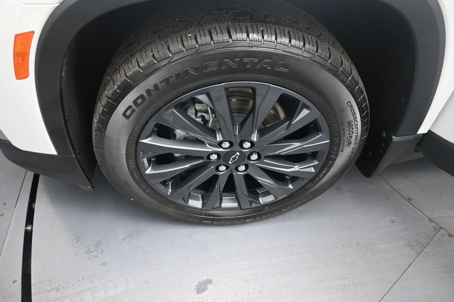Used 2023 Chevrolet Traverse RS AWD/4WD image 13