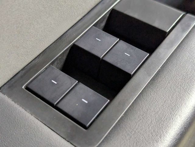 Used 2025 Tesla Cybertruck AWD Crew Cab image 18