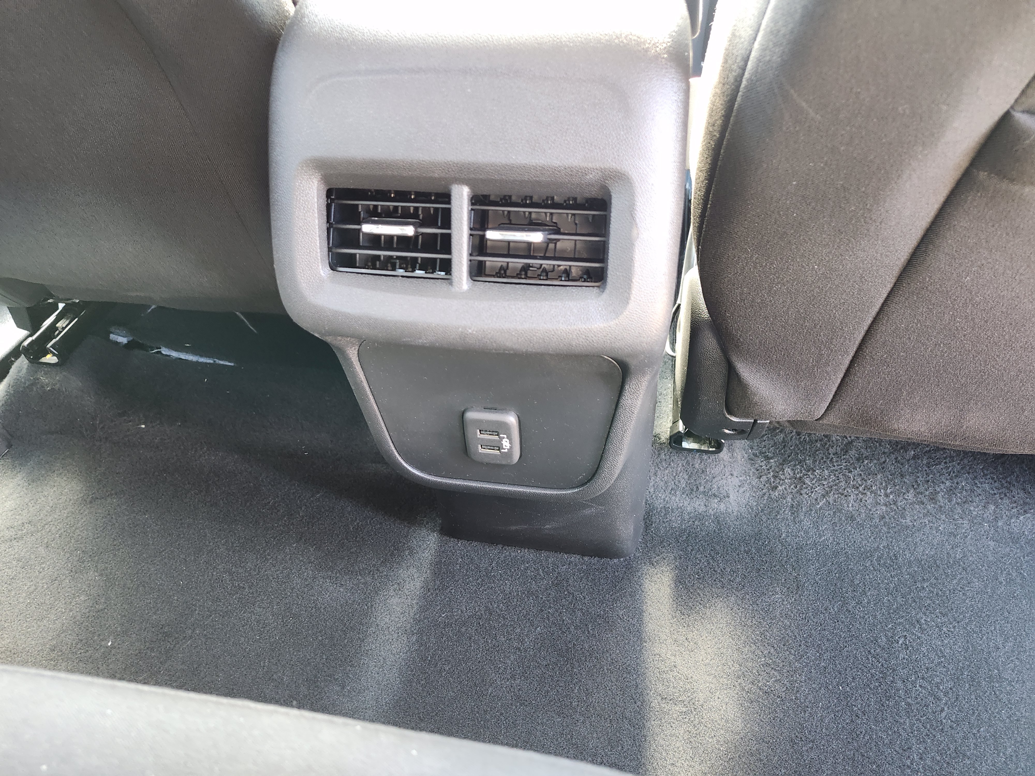Used 2023 Chevrolet Equinox LT FWD image 20