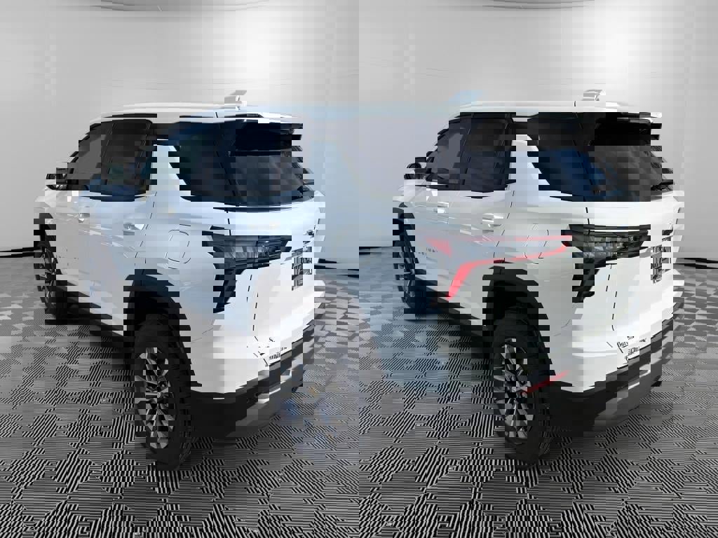 New 2026 Chevrolet Equinox LT w/ Convenience Package II image 5