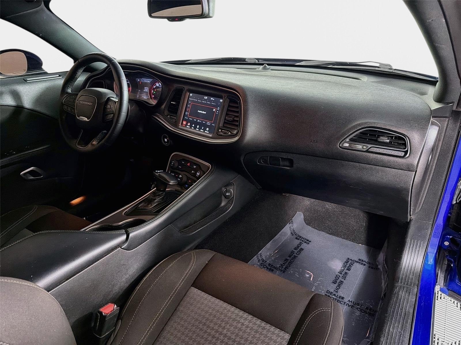 Used 2022 Dodge Challenger SXT RWD image 24