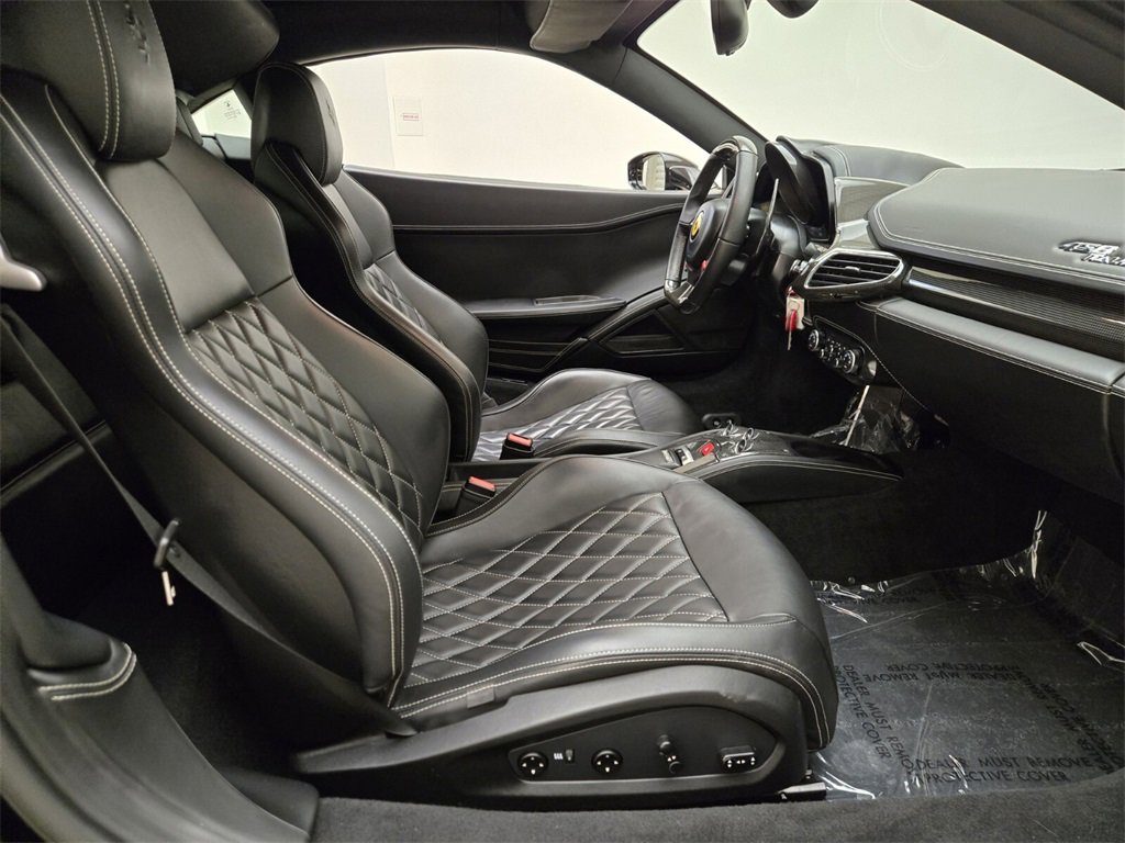 Used 2011 Ferrari 458 Italia Coupe image 23