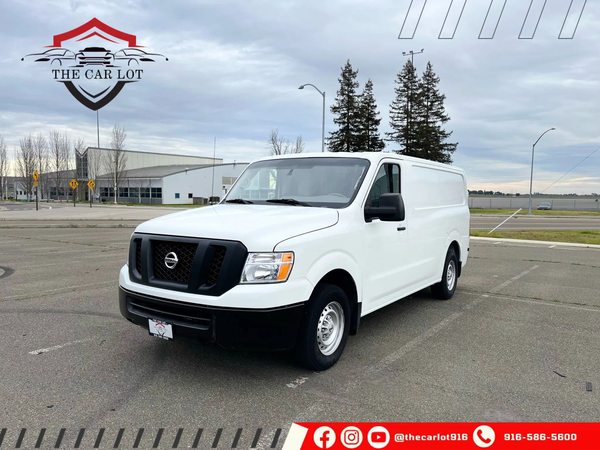 Used 2018 Nissan NV 1500 S image 1