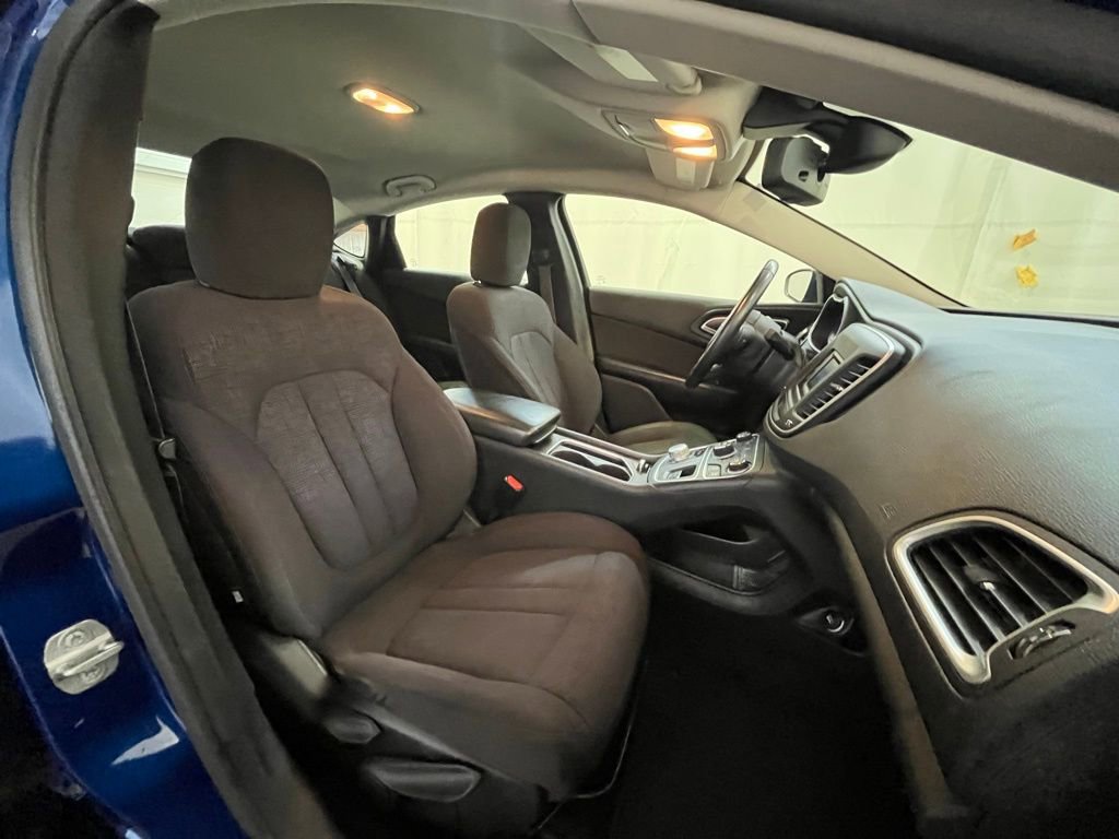 Used 2015 Chrysler 200 Limited w/ Convenience Group FWD image 12