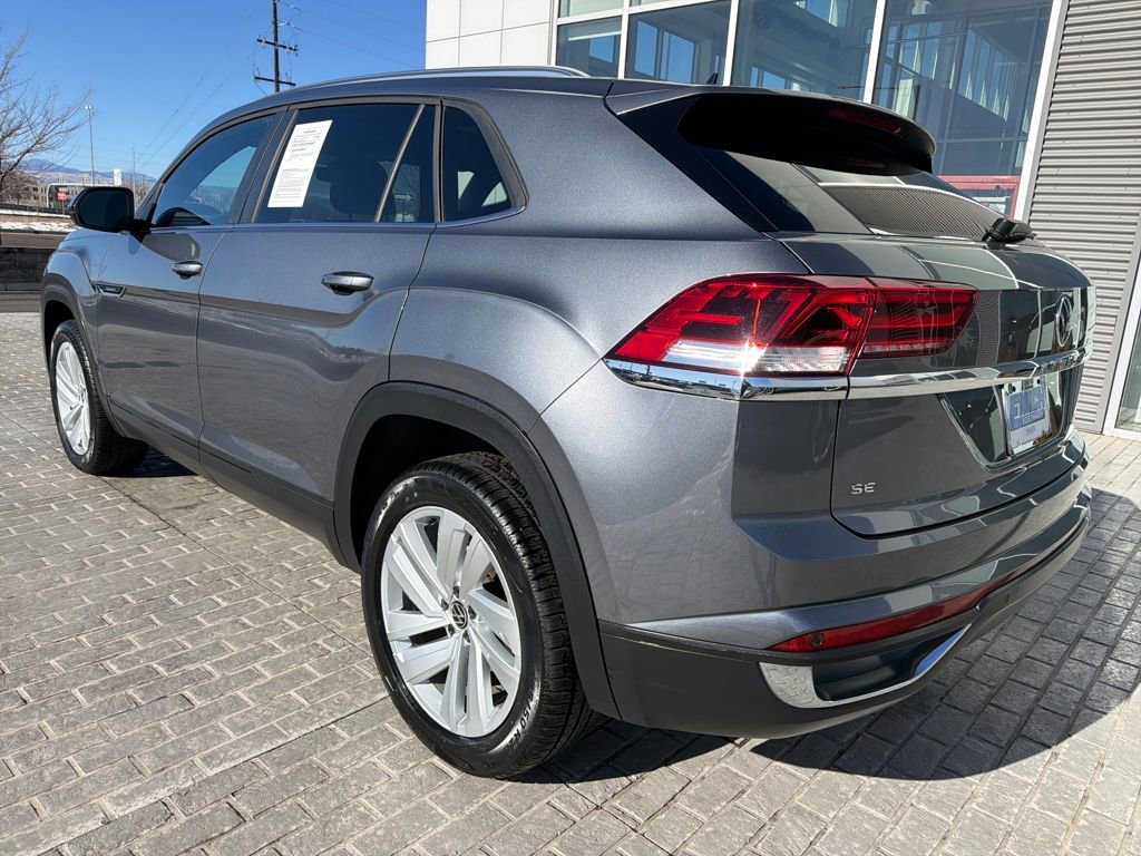 Used 2023 Volkswagen Atlas Cross Sport SE w/ Panoramic Sunroof Package image 5