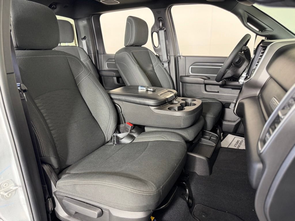 Certified 2026 RAM 2500 Big Horn AWD/4WD image 39