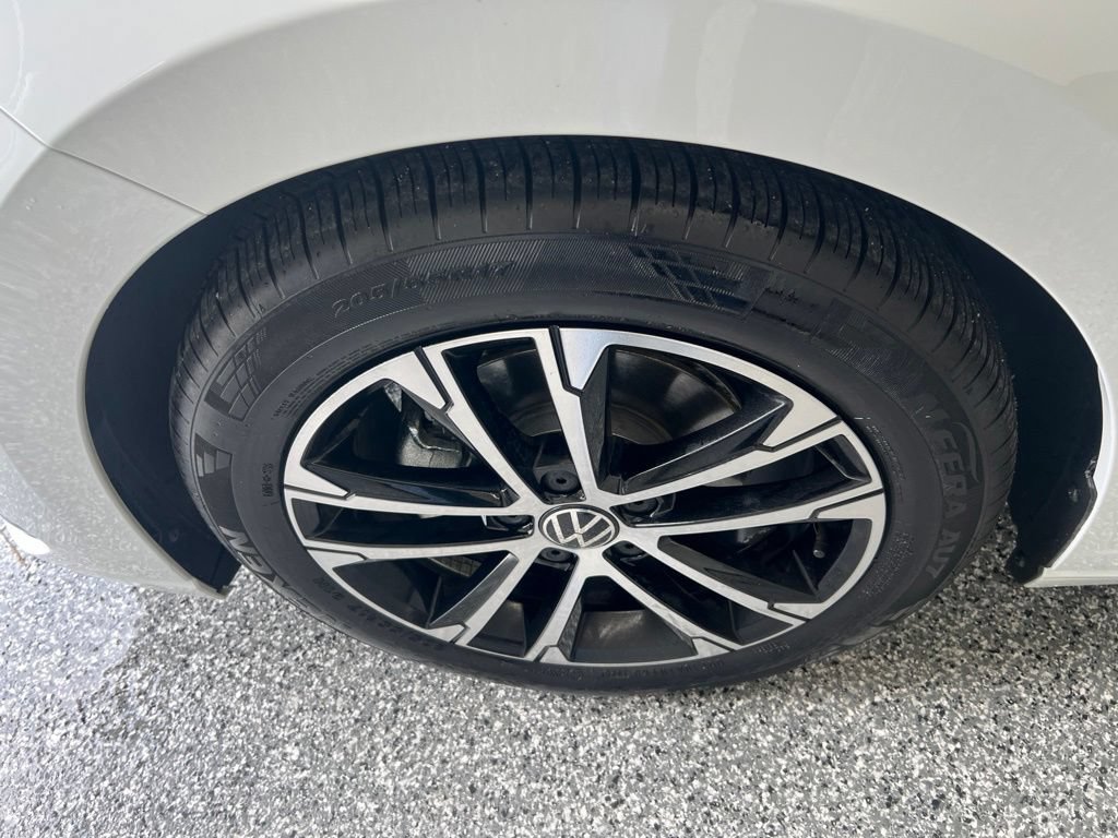 Used 2026 Volkswagen Jetta Sport FWD image 40