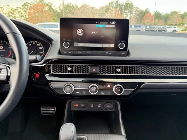 Used 2025 Honda Civic Sport image 18