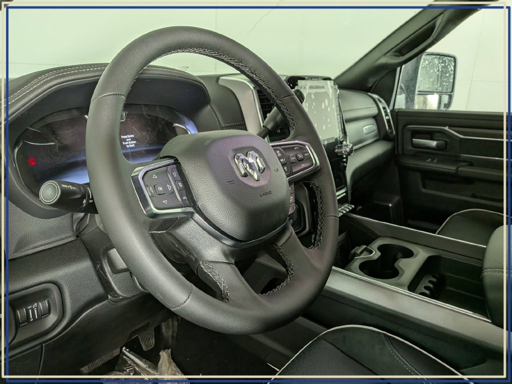 New 2026 RAM 2500 Laramie AWD/4WD image 19