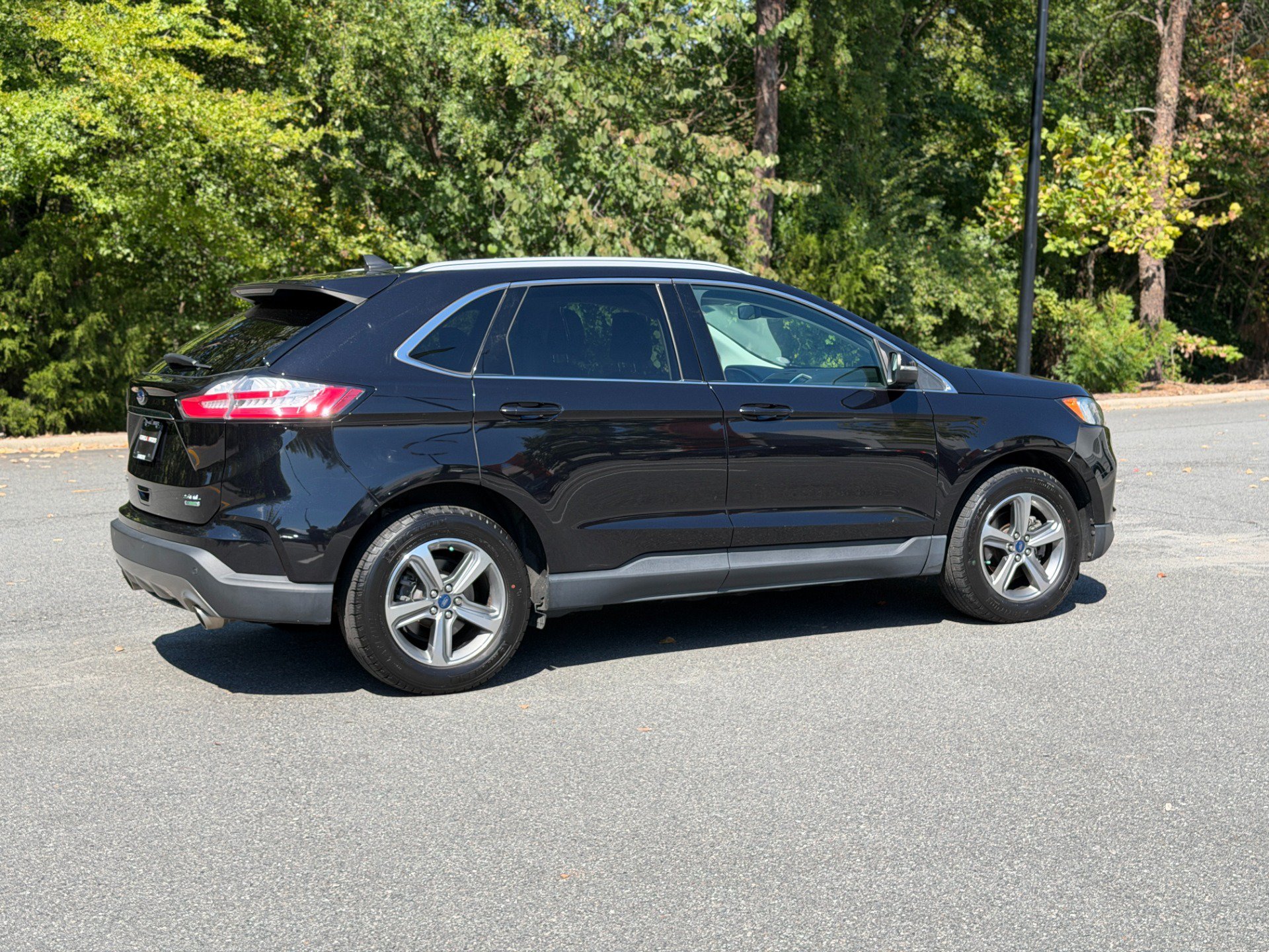 Used 2020 Ford Edge SEL w/ Convenience Package FWD image 13