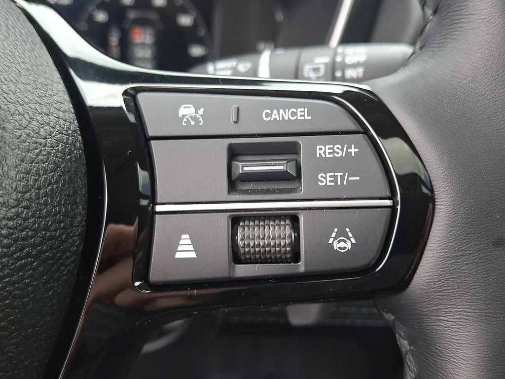 Used 2025 Honda Pilot Elite image 22
