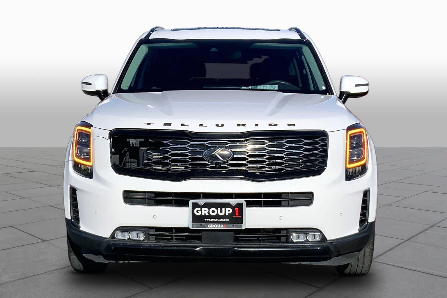 Used 2021 Kia Telluride SX w/ Towing Package FWD image 4