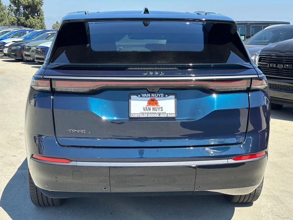 Used 2025 Jeep Wagoneer S Limited image 5